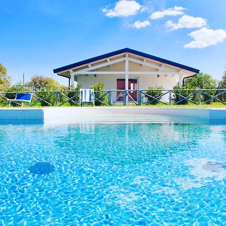 Agriturismo Re Di Fiori 多诺然蒂克 外观 照片