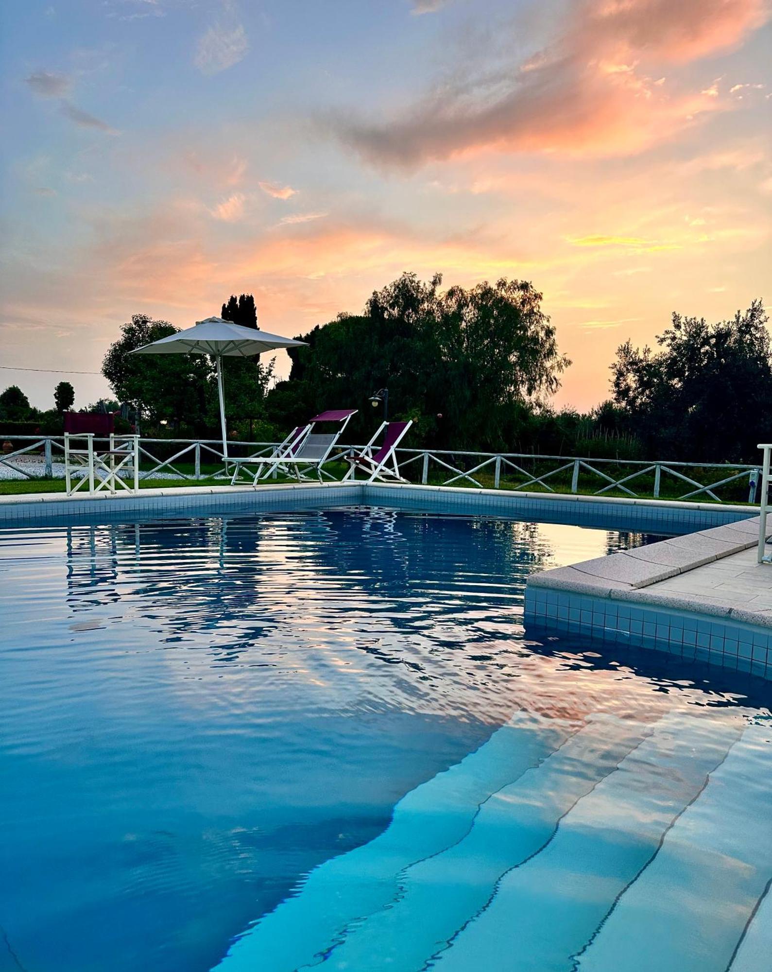 Agriturismo Re Di Fiori 多诺然蒂克 外观 照片