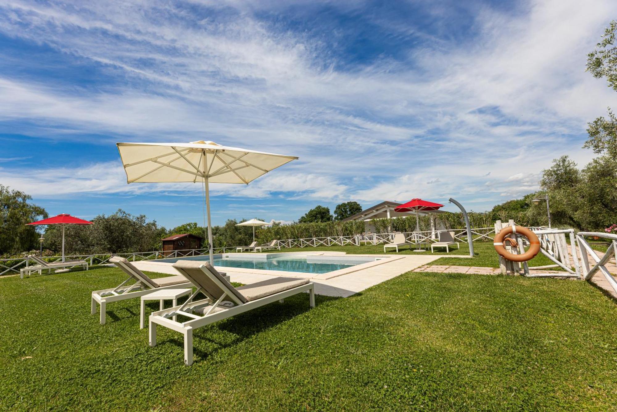 Agriturismo Re Di Fiori 多诺然蒂克 外观 照片